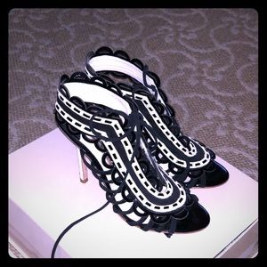 Sophia Webster black and white heels!